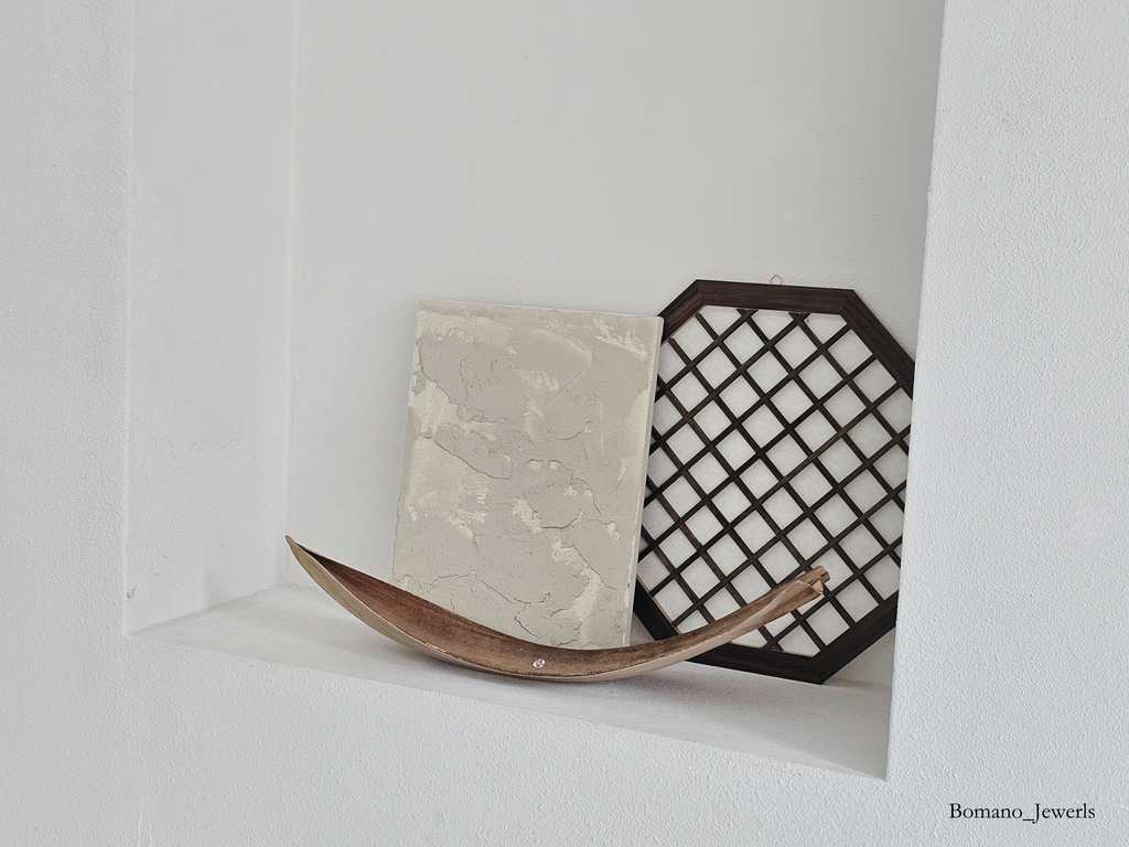 Hanok Touch Octagon Large Wooden Crafted Window Frame 17"