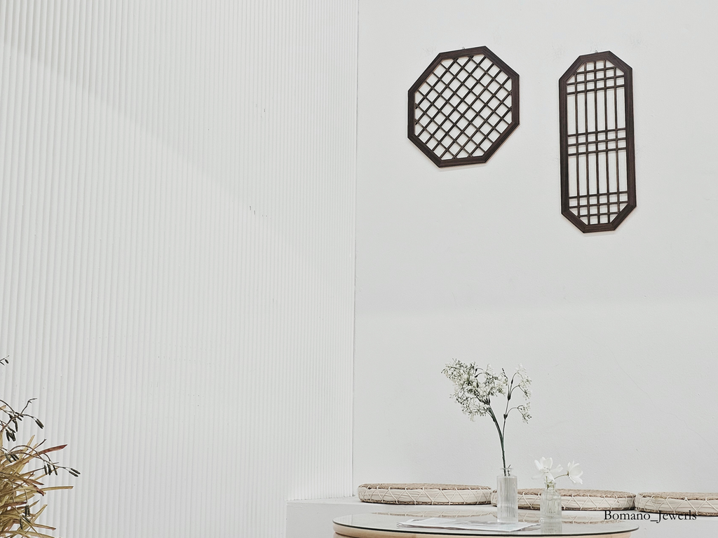 Hanok Touch Octagon Large Wooden Crafted Window Frame 17"